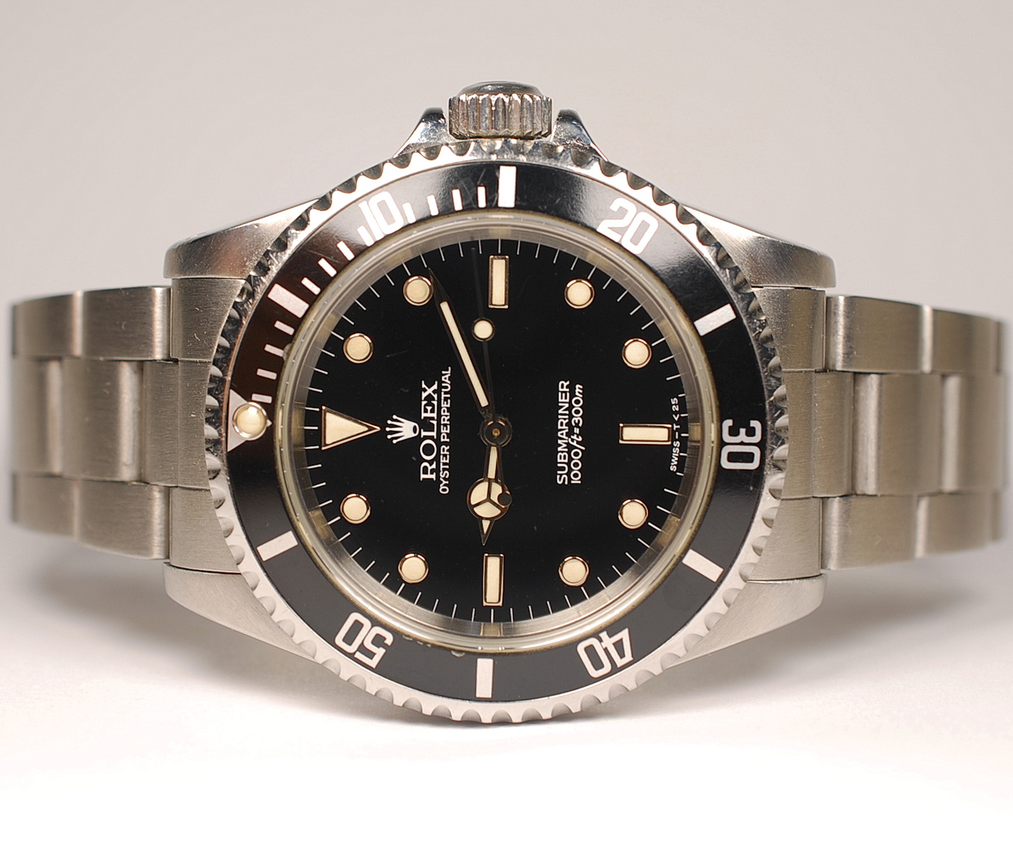 SOLD IN ITALY ROLEX SUBMARINER ref. 14060 tritium toned with