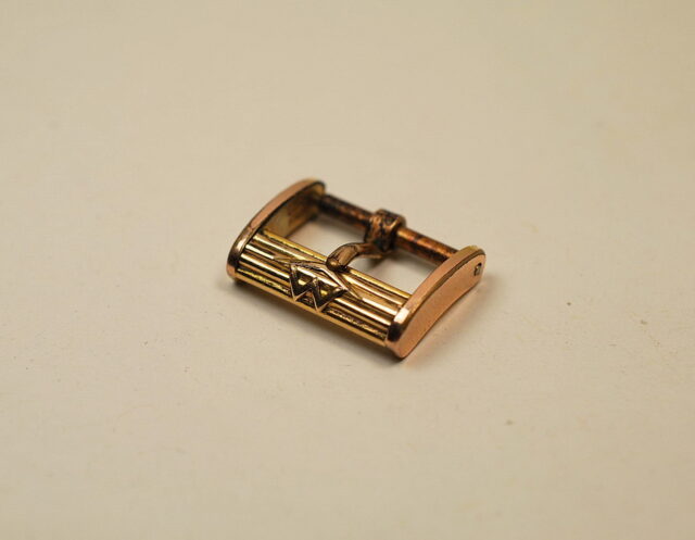 ( SOLD IN ITALY ) MOVADO rare 1950's rose gold filled buckle - 14 mm internal handle