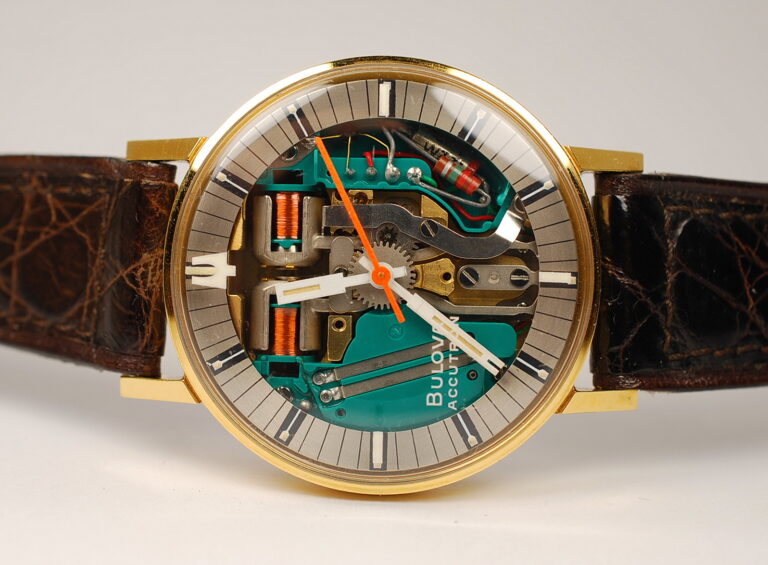 ( VENDUTO IN ITALIA ) BULOVA 