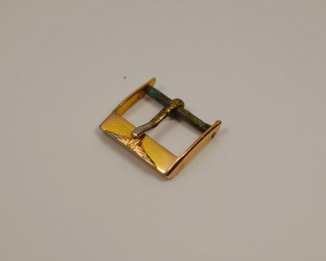 ( SOLD ) LONGINES rare original yellow gold plated buckle - internal handle 16mm - presumably from the 1960s