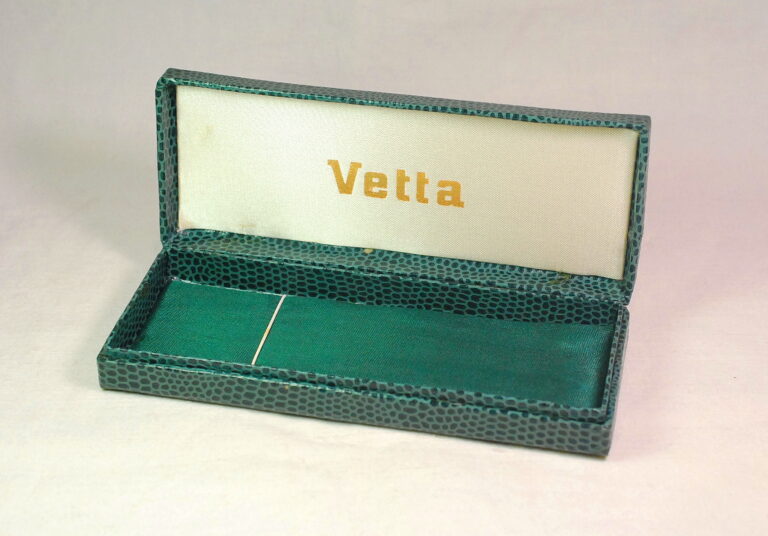 VETTA rare box for men's watches and chronographs - NEW OLD STOCK from 40s / 50s