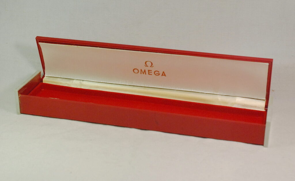 OMEGA box for men's watches and chronographs - produced in the 80s / 90s - excellent condition