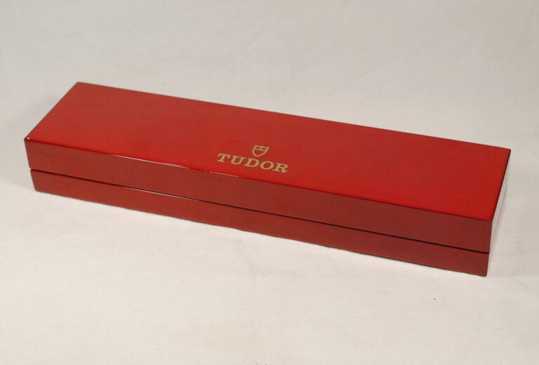 TUDOR wooden box for men's watches and chronographs - presumably 2000/2010