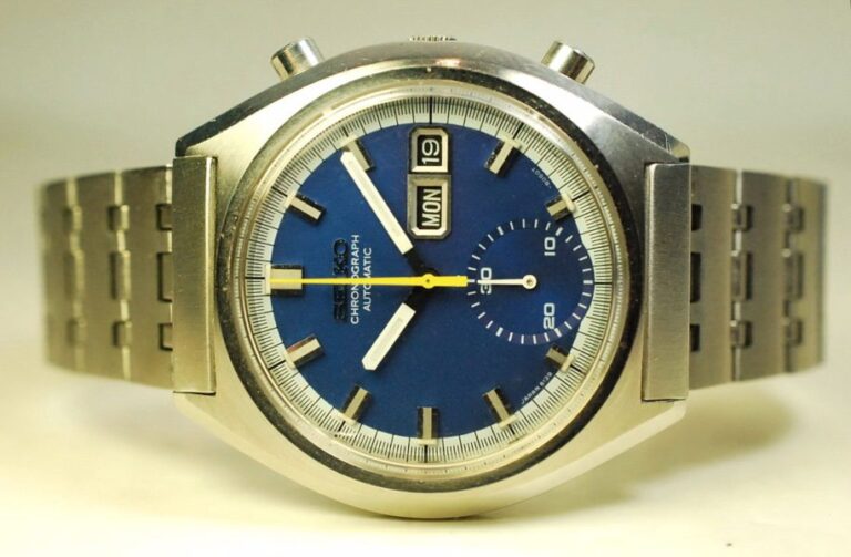 ( VENDUTO - SOLD IN ITALY ) SEIKO 6139 - 8030 - particolare quadrante blu a due toni - RIMANENZA DI MAGAZZINO anni '70