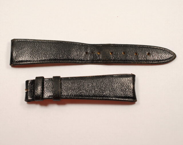 UNIVERSAL GENEVE rare original strap lug 18/19mm in black pigskin - USED from the 50s.