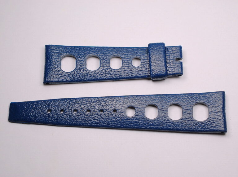 TROPIC SPORT original vulcanized rubber strap - 22mm lug - blue color - NEW OLD STOCK from the 60s / 70s